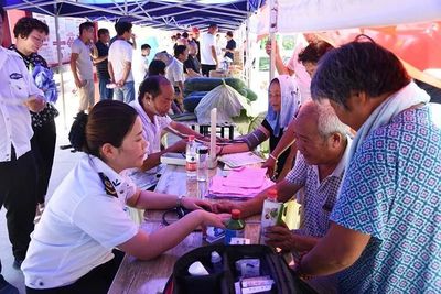 媒体看界首 | 农民日报 健康咨询惠民生，筑牢乡村振兴健康基石